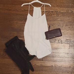 White tank top flowy - express size medium